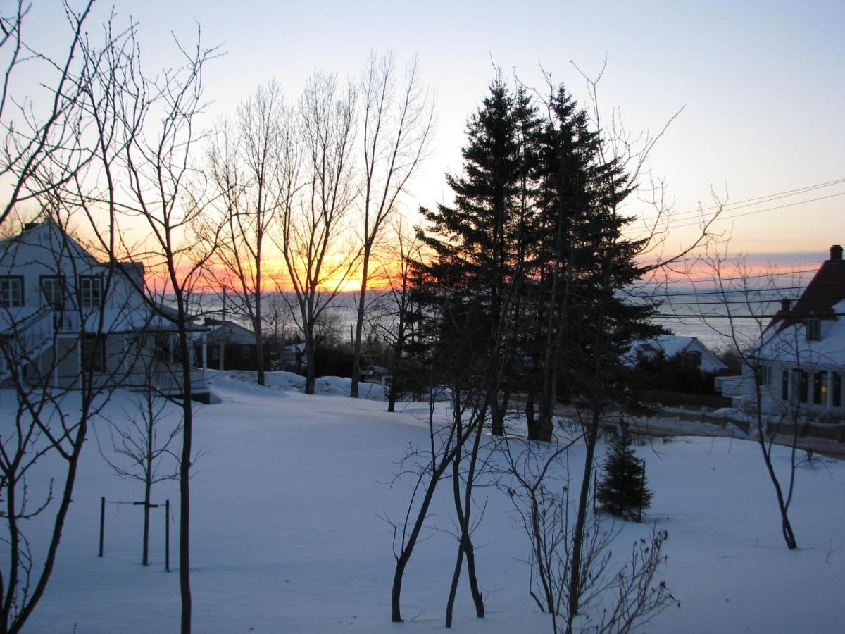 Auberge A La Chouenne La Malbaie Exterior photo